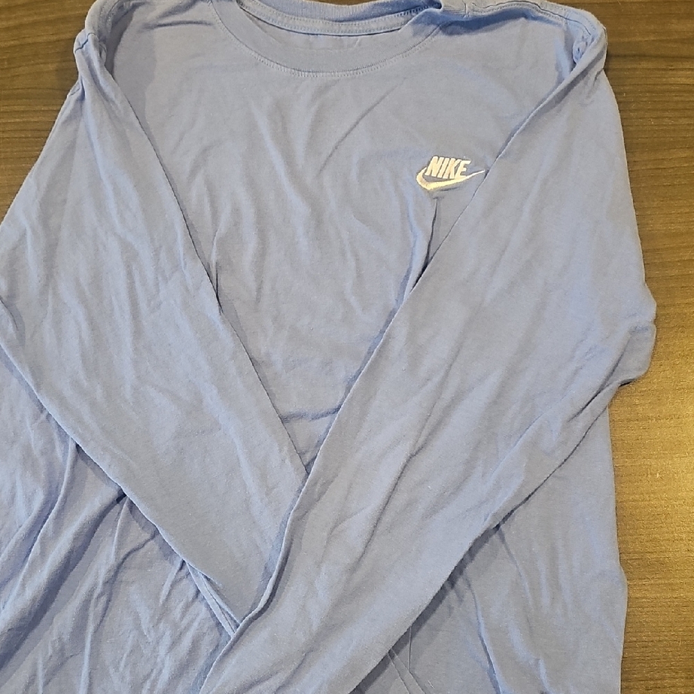 Nike Men's Light Blue Long Sleeve Tee